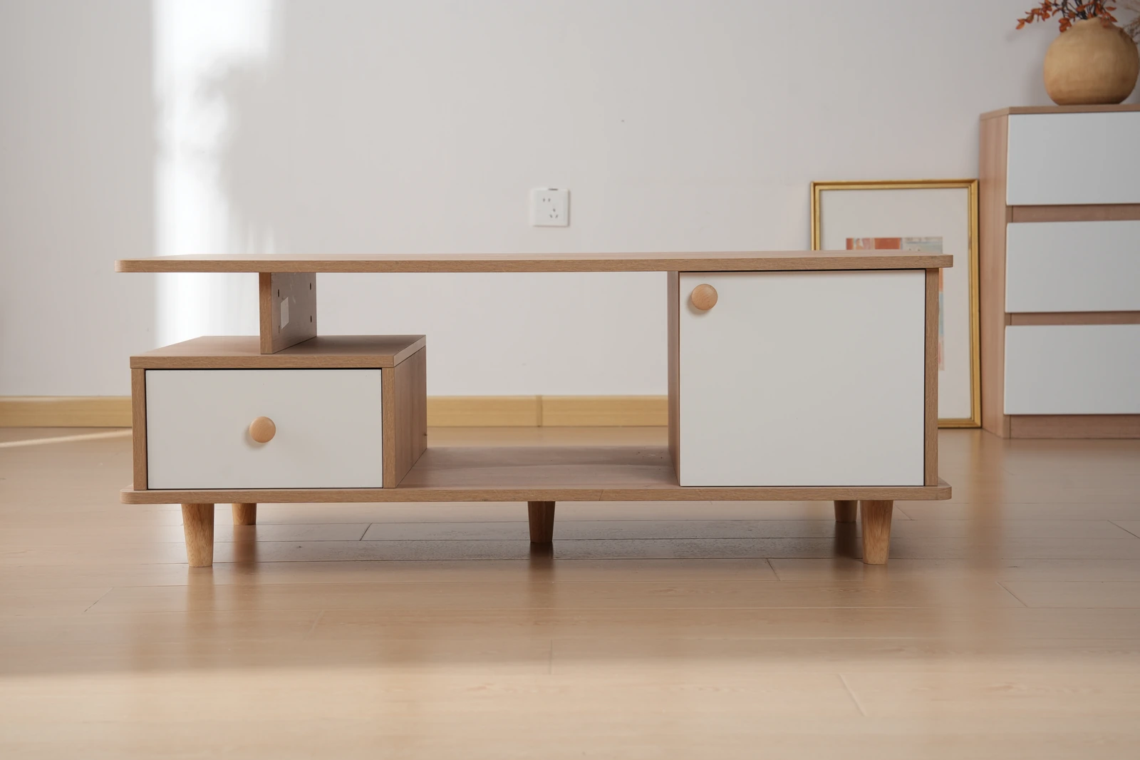 Nordic Round Wooden Coffee Table G7000 product detail