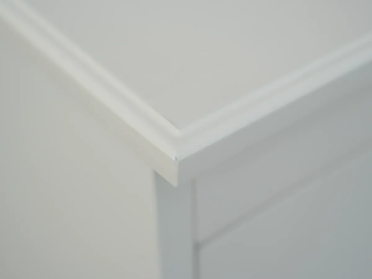 Minimalist Three Drawer Bedside Dresser E5006 product detail