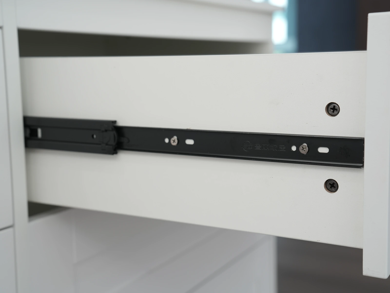 Modern Six Drawer Chest Dresser E5002 product detail