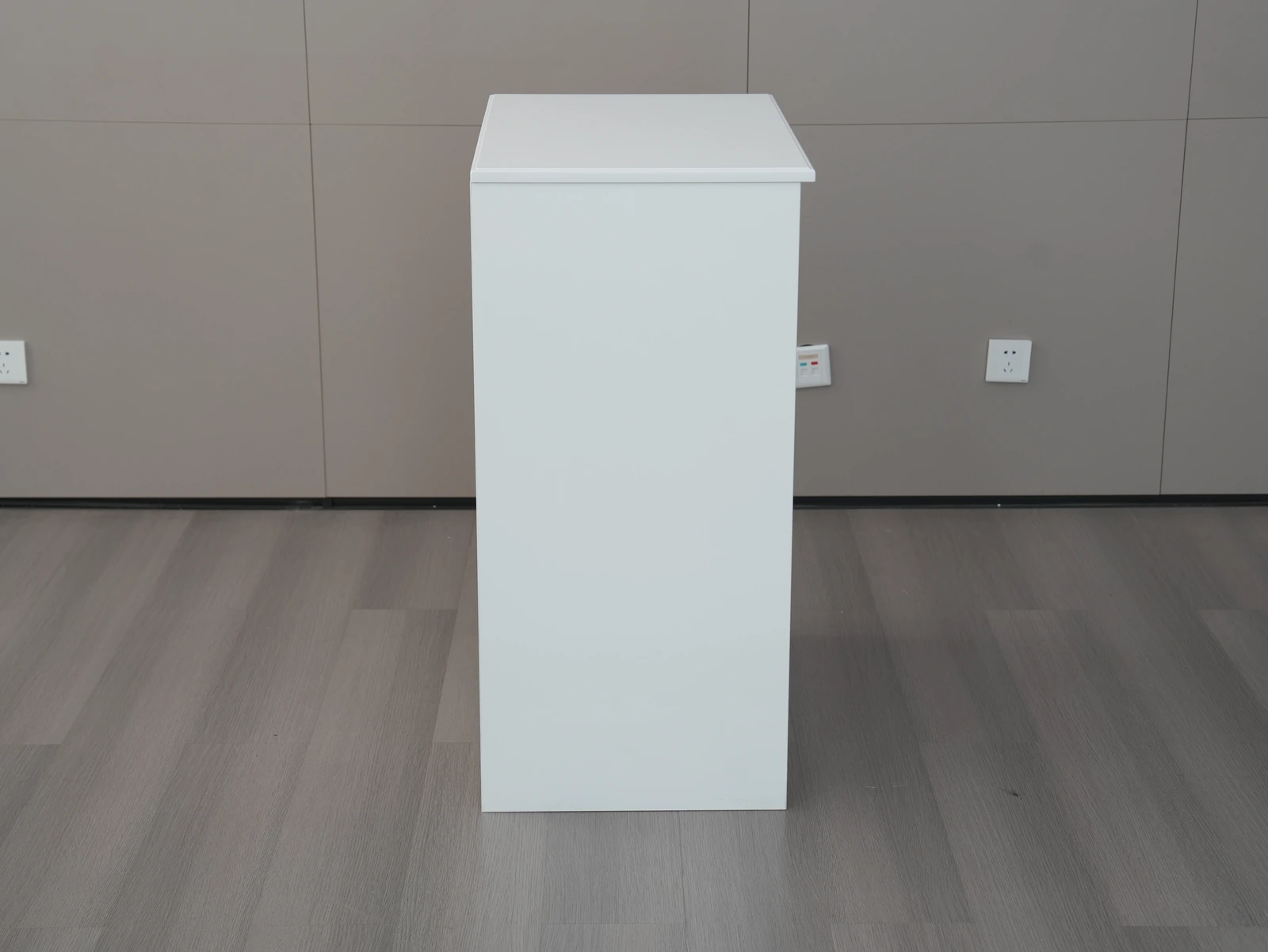 Modern Four Drawer Storage Chest E5004 product detail